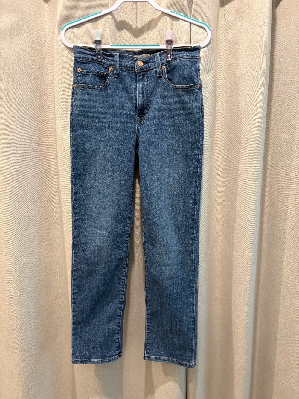Levi's 724 high rise straight jean